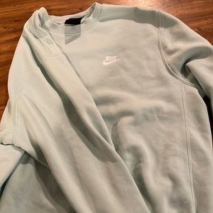 Womens Nike crewneck